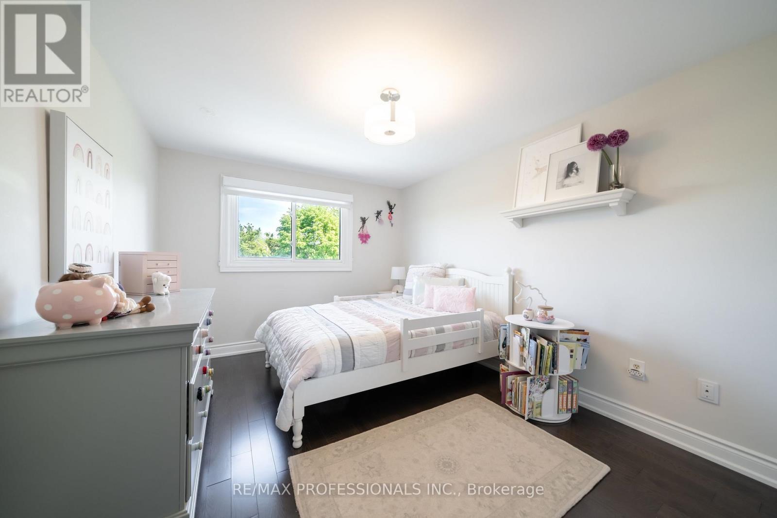 4021 Sasha Court, Mississauga, Ontario  L4W 3K9 - Photo 30 - W13208998