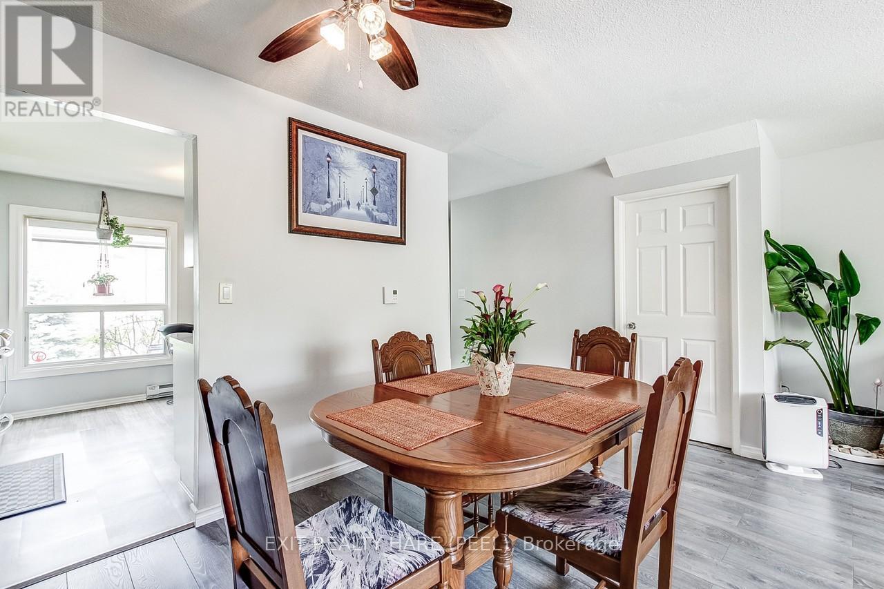 34 Kingham Road, Halton Hills, Ontario  L7J 1S4 - Photo 14 - W13209010