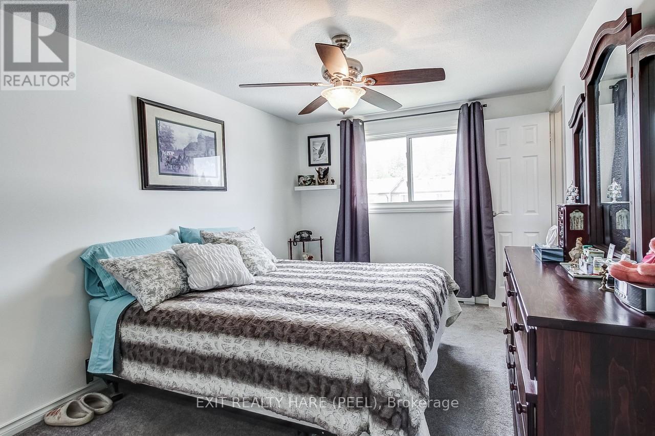 34 Kingham Road, Halton Hills, Ontario  L7J 1S4 - Photo 16 - W13209010