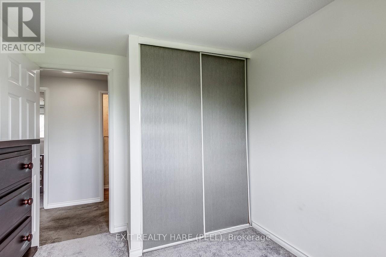 34 Kingham Road, Halton Hills, Ontario  L7J 1S4 - Photo 22 - W13209010