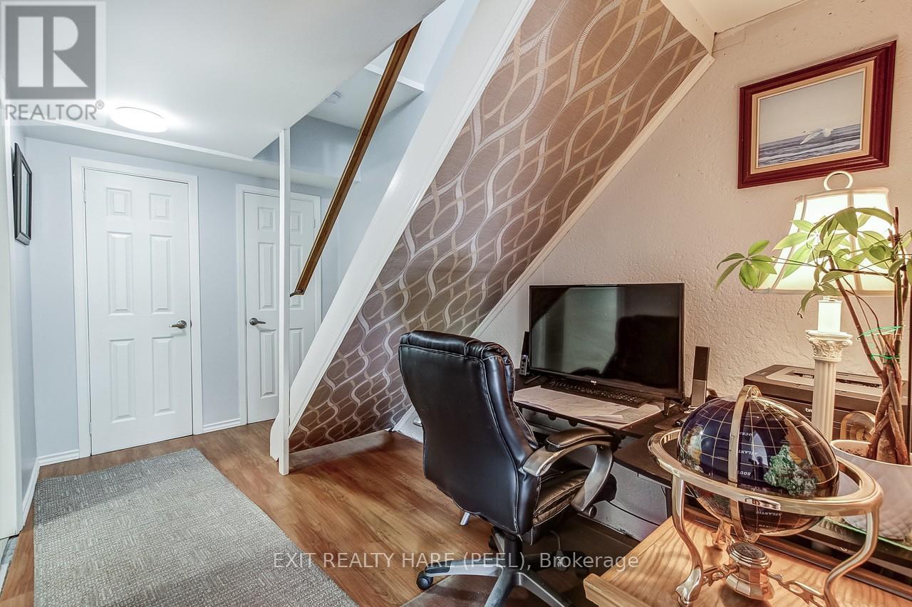 34 Kingham Road, Halton Hills, Ontario  L7J 1S4 - Photo 26 - W13209010