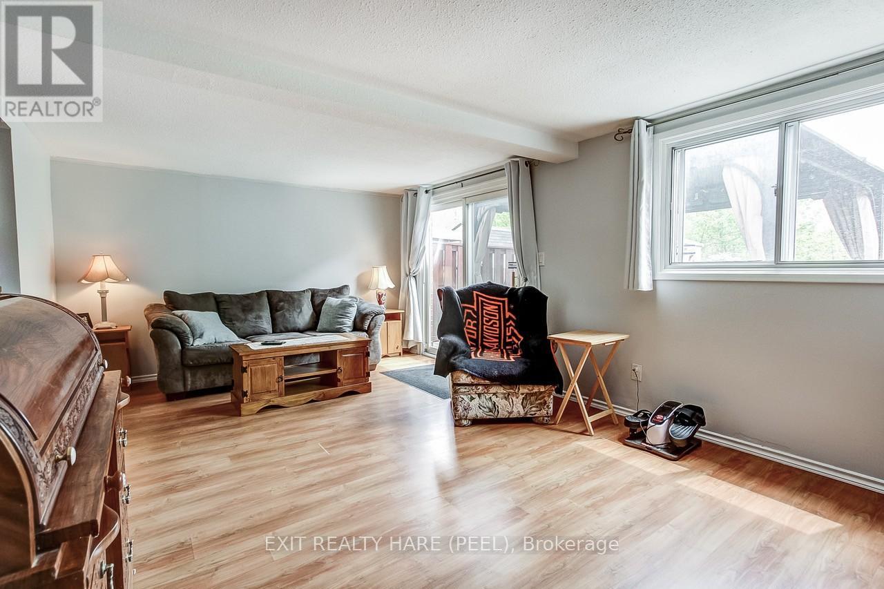 34 Kingham Road, Halton Hills, Ontario  L7J 1S4 - Photo 28 - W13209010