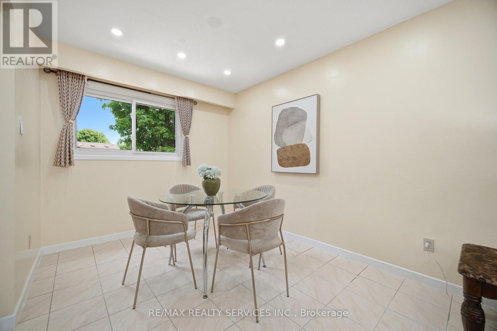20 Rushmore Crescent, Brampton, Ontario  L6Z 1R2 - Photo 18 - W13209014
