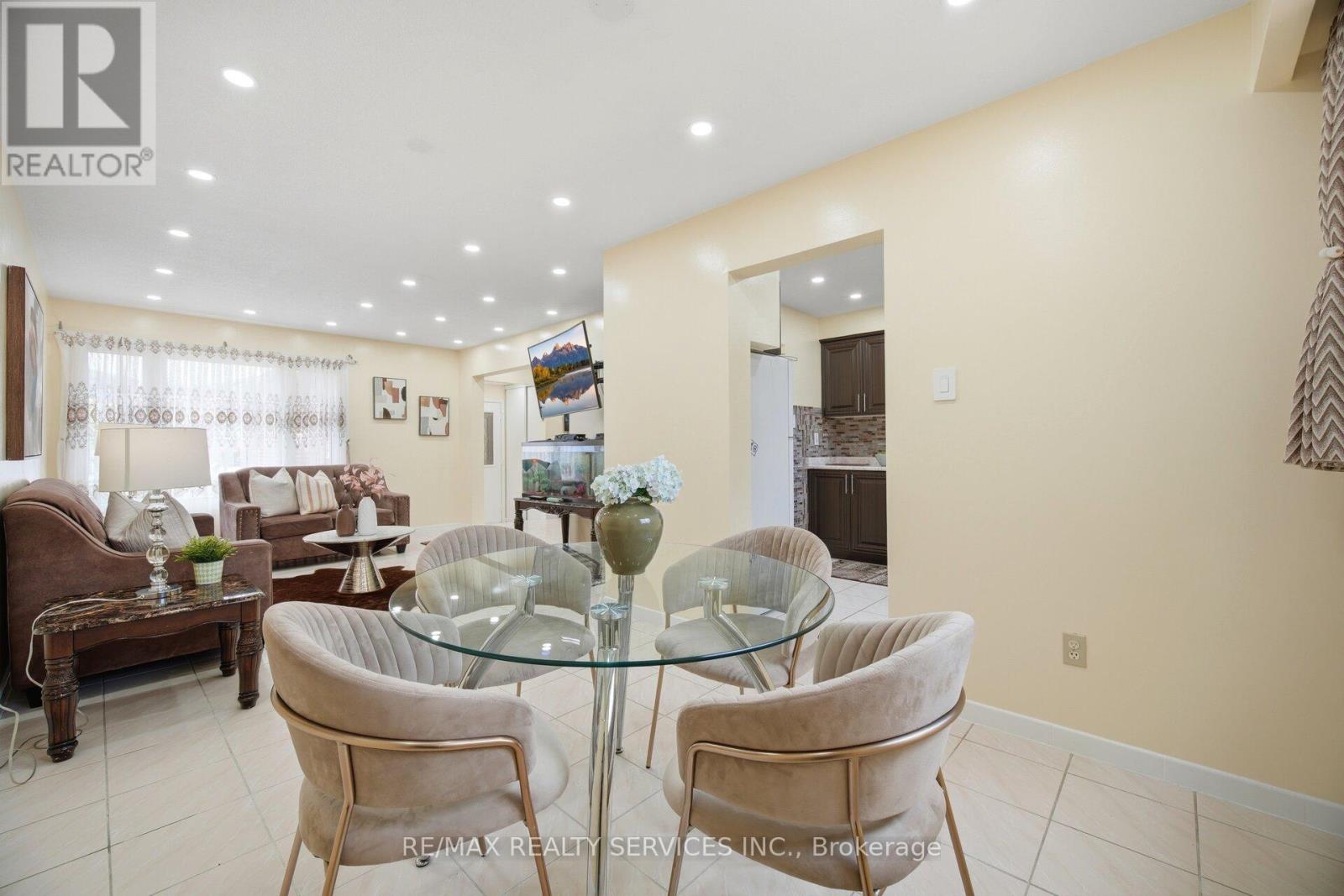 20 Rushmore Crescent, Brampton, Ontario  L6Z 1R2 - Photo 19 - W13209014