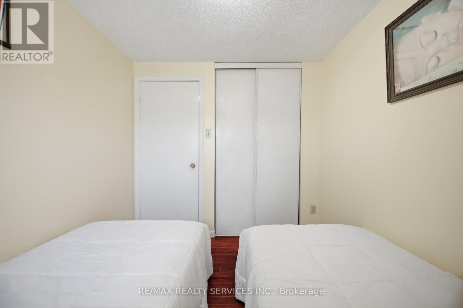 20 Rushmore Crescent, Brampton, Ontario  L6Z 1R2 - Photo 32 - W13209014