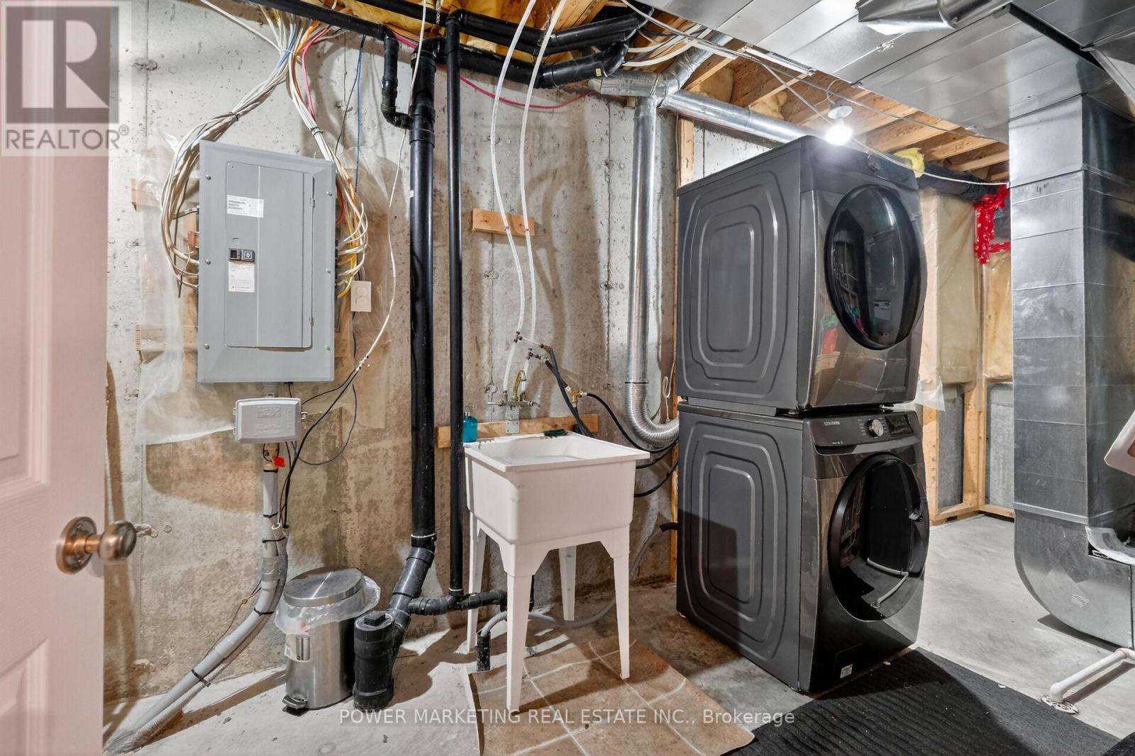 551 Louis Toscano Drive, Ottawa, Ontario  K4A 0A8 - Photo 37 - X13209110