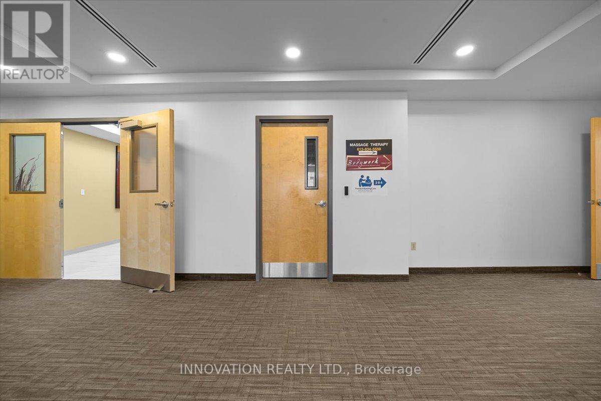 4275 Innes Road, Ottawa, Ontario  K1C 1T1 - Photo 22 - X13209264