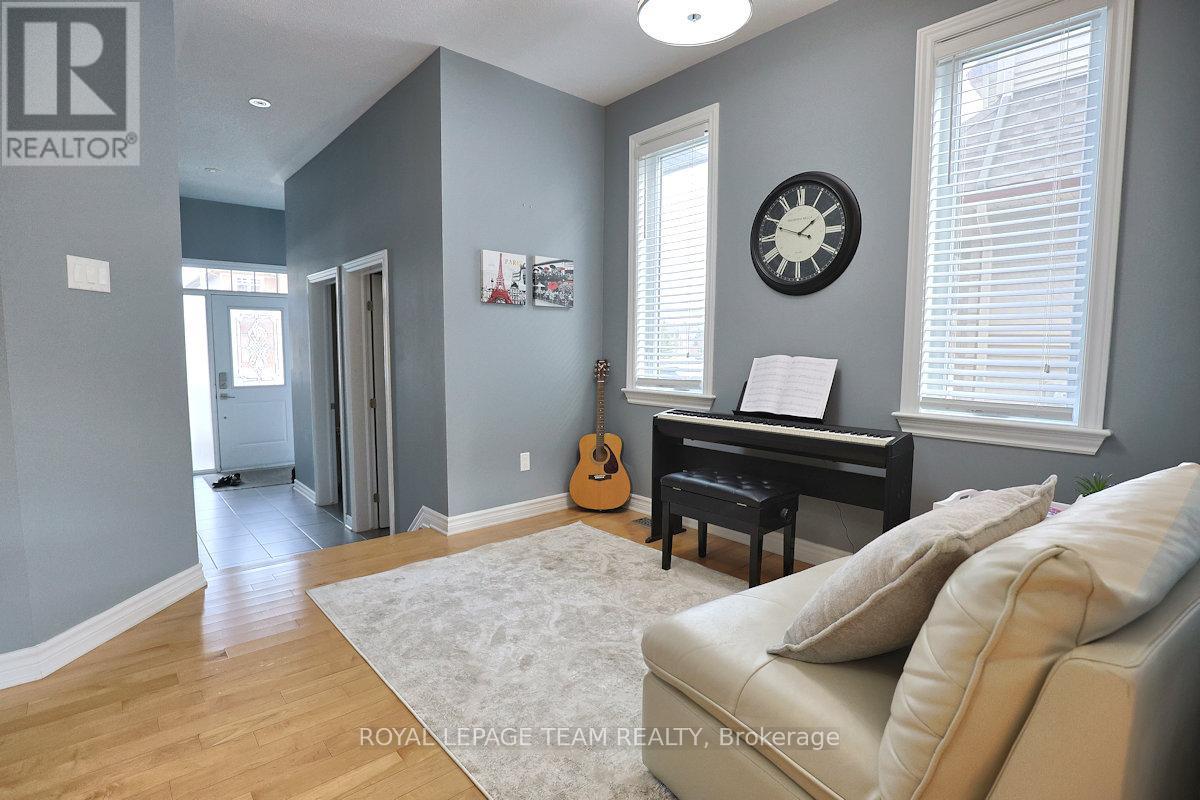 1591 Carronbridge Circle, Ottawa, Ontario  K2M 0G5 - Photo 8 - X13209428