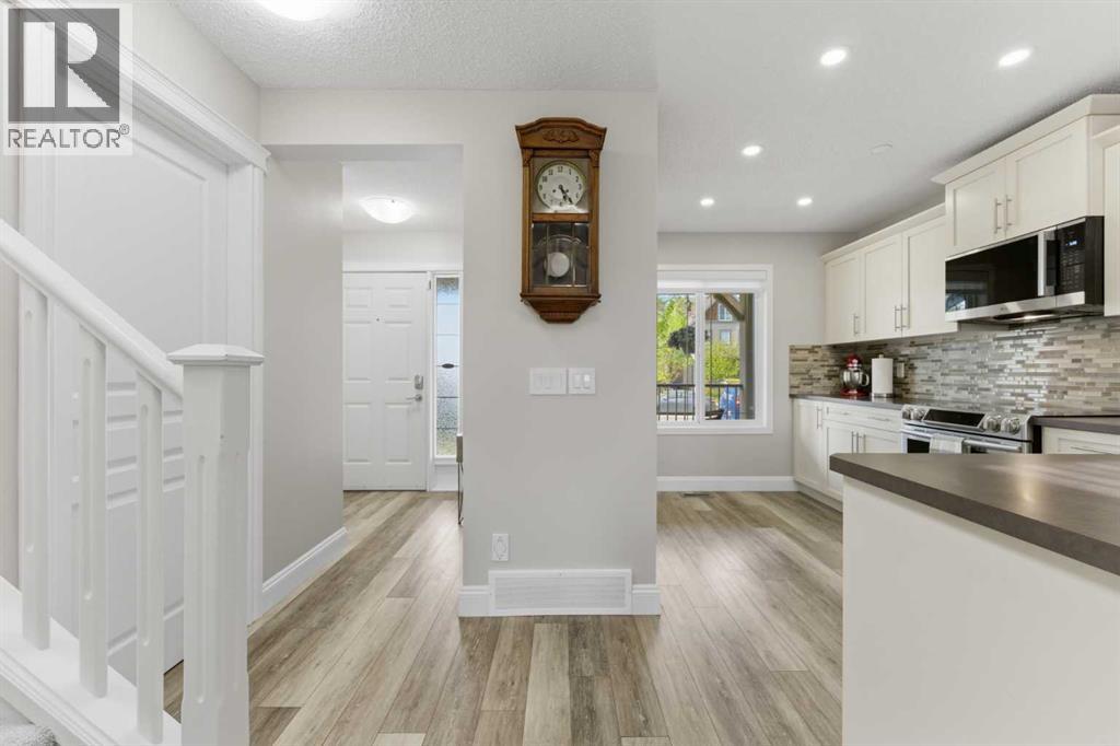 394 Copperpond Boulevard Se, Calgary, Alberta  T2Z 0Z7 - Photo 4 - A2315567
