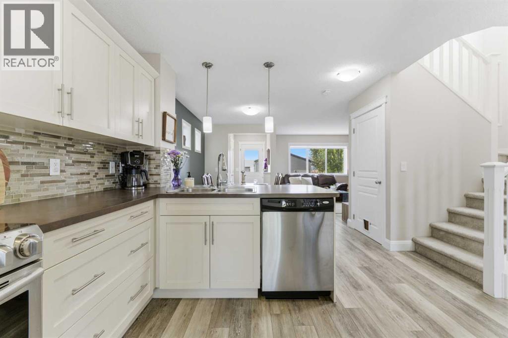 394 Copperpond Boulevard Se, Calgary, Alberta  T2Z 0Z7 - Photo 8 - A2315567