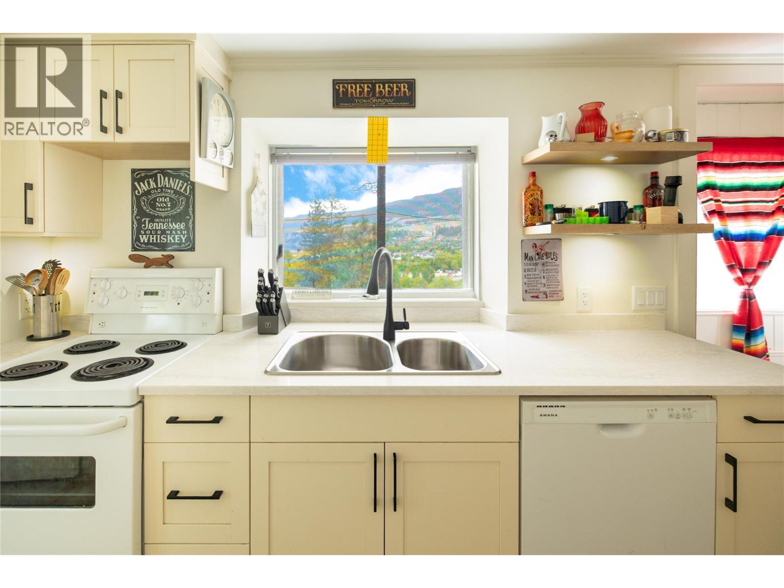 11251 Roberts Road, Kelowna, British Columbia  V4V 1L5 - Photo 29 - 10388207
