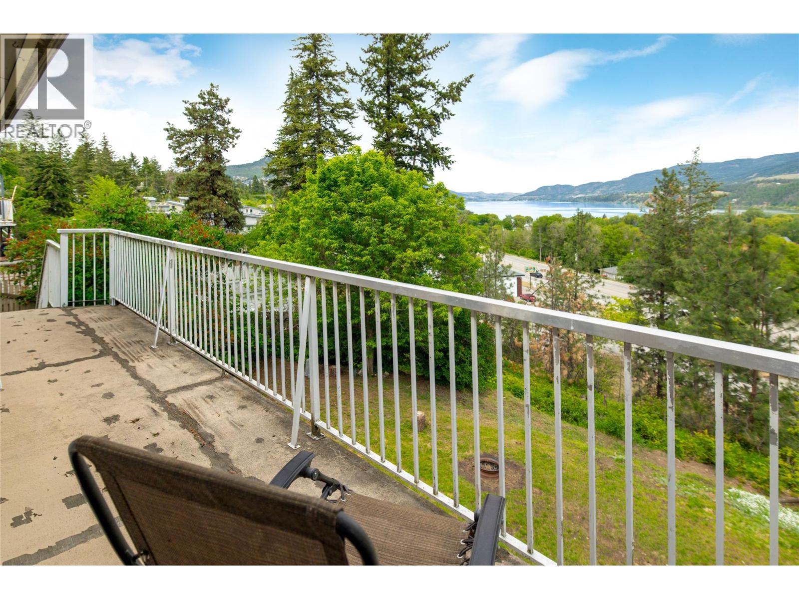 11251 Roberts Road, Kelowna, British Columbia  V4V 1L5 - Photo 13 - 10388207