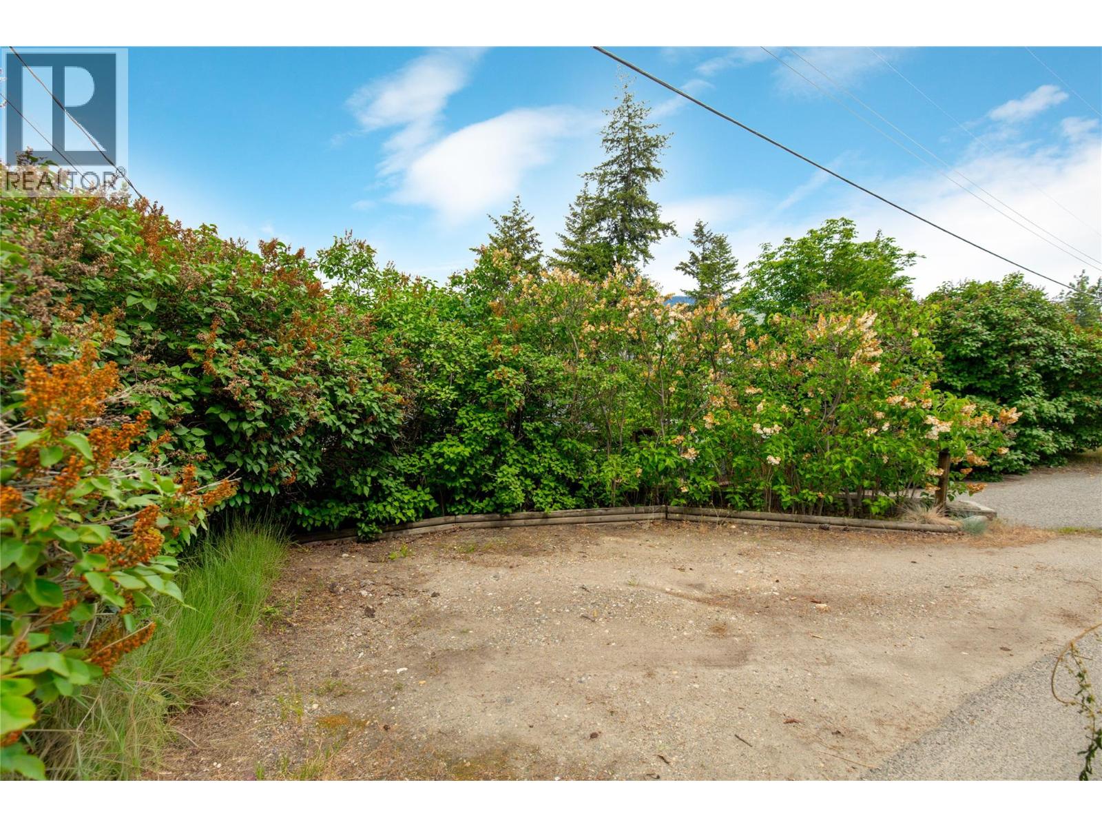 11251 Roberts Road, Kelowna, British Columbia  V4V 1L5 - Photo 35 - 10388207