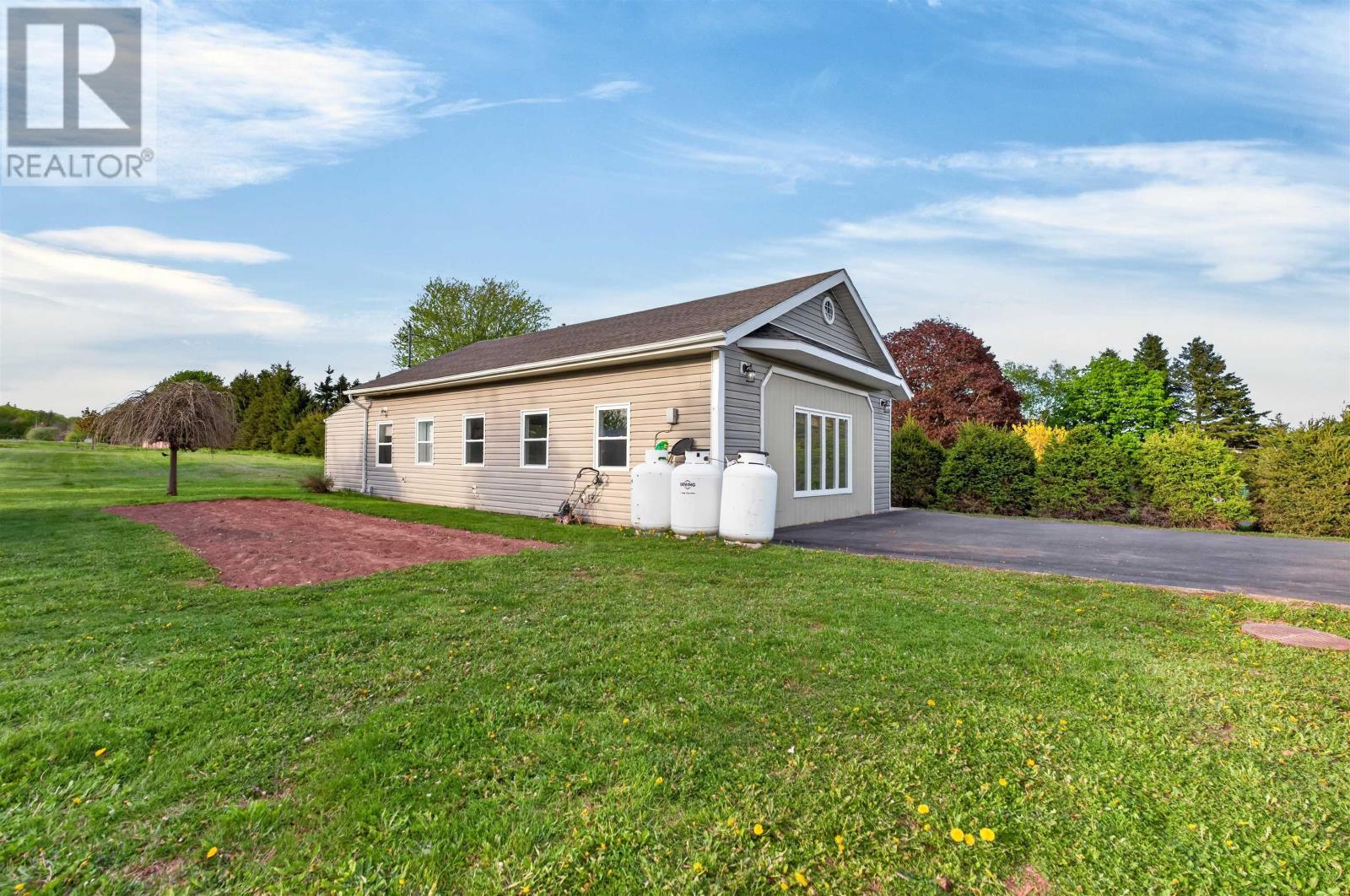 91 Anderson Road, Kinkora, Prince Edward Island  C0B 1N0 - Photo 14 - 202612476
