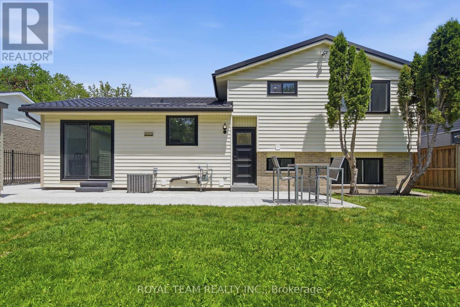 653 Steeplechase Drive, London South, Ontario  N6J 3P3 - Photo 49 - X13208918