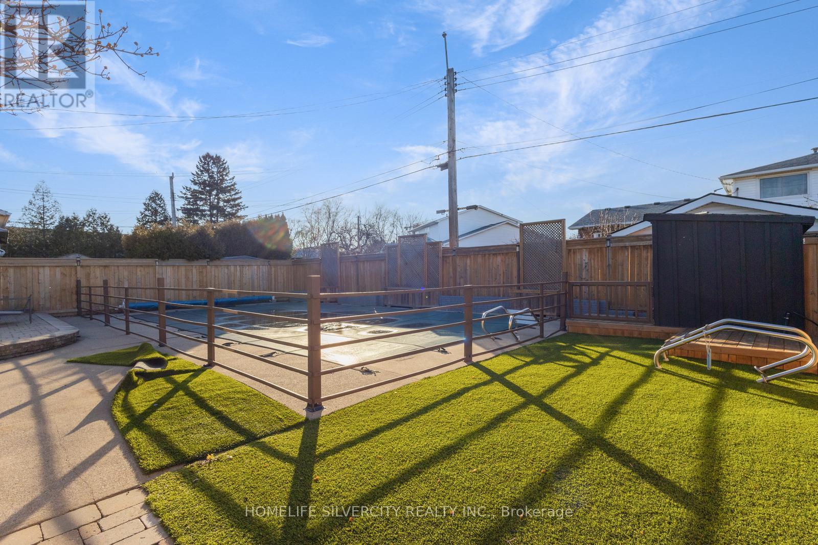 203 Montmorency Drive, Hamilton, Ontario  L8K 5H3 - Photo 47 - X13209000