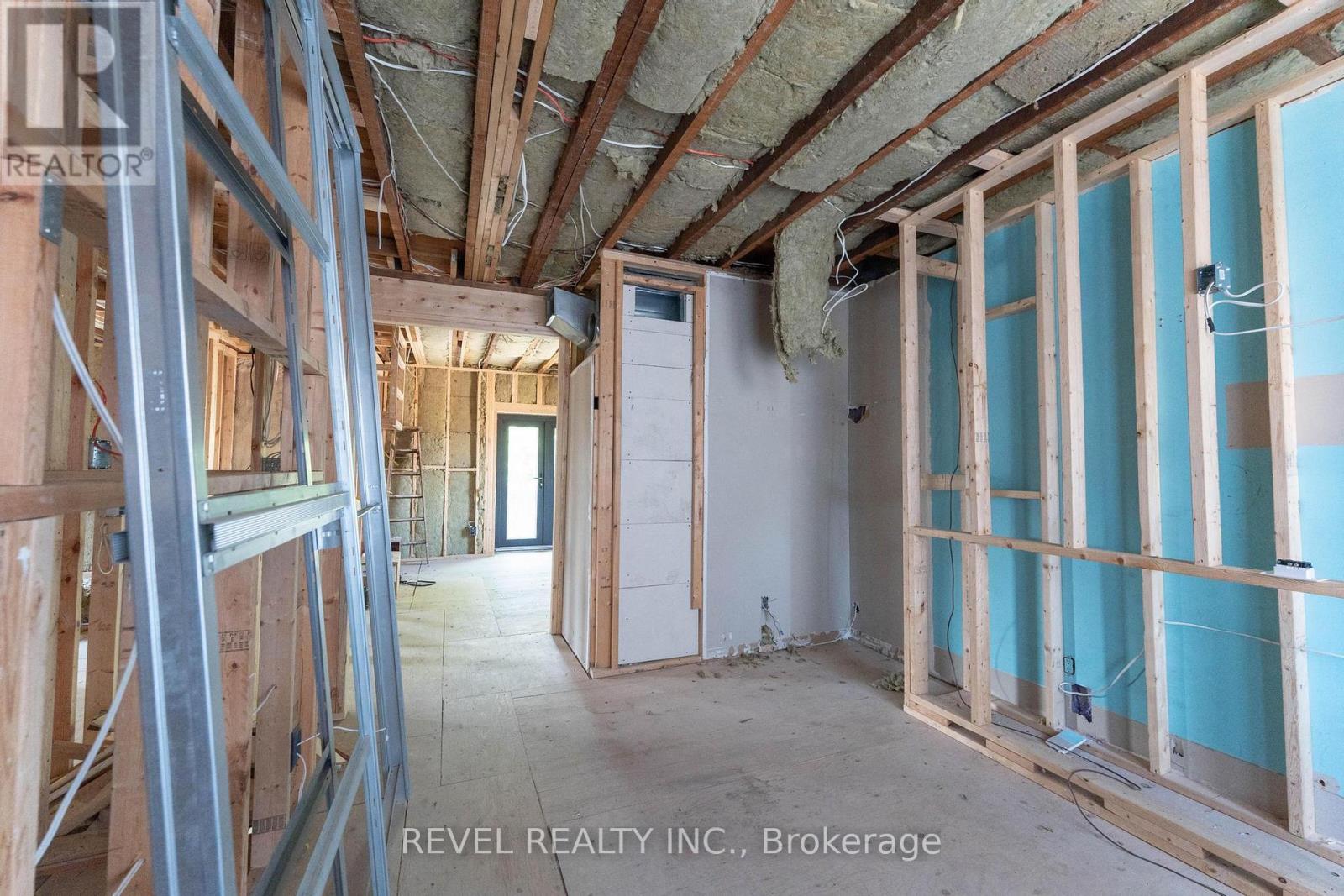 822 Main Street E, Hamilton, Ontario  L8M 1L6 - Photo 23 - X13209002