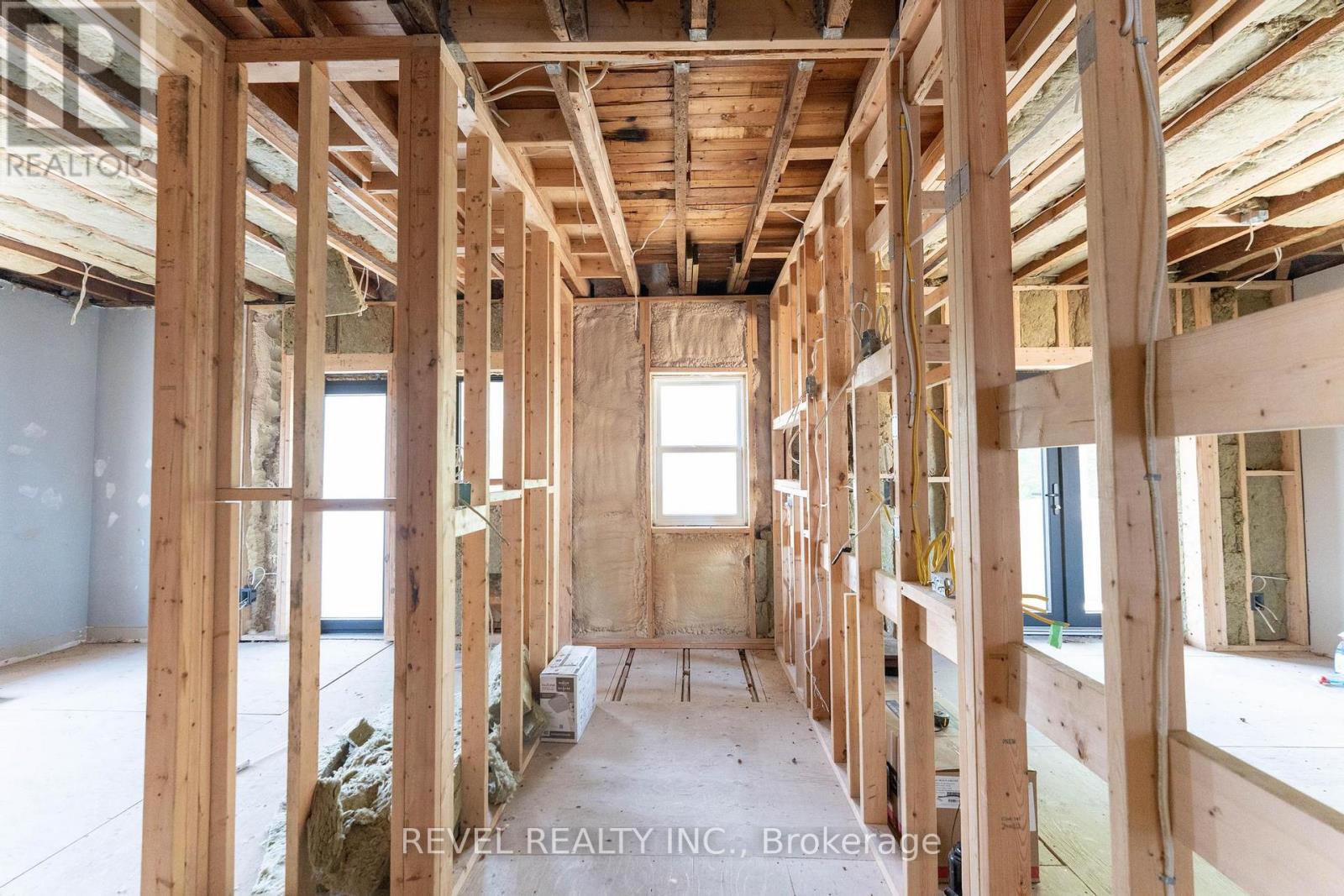822 Main Street E, Hamilton, Ontario  L8M 1L6 - Photo 25 - X13209002