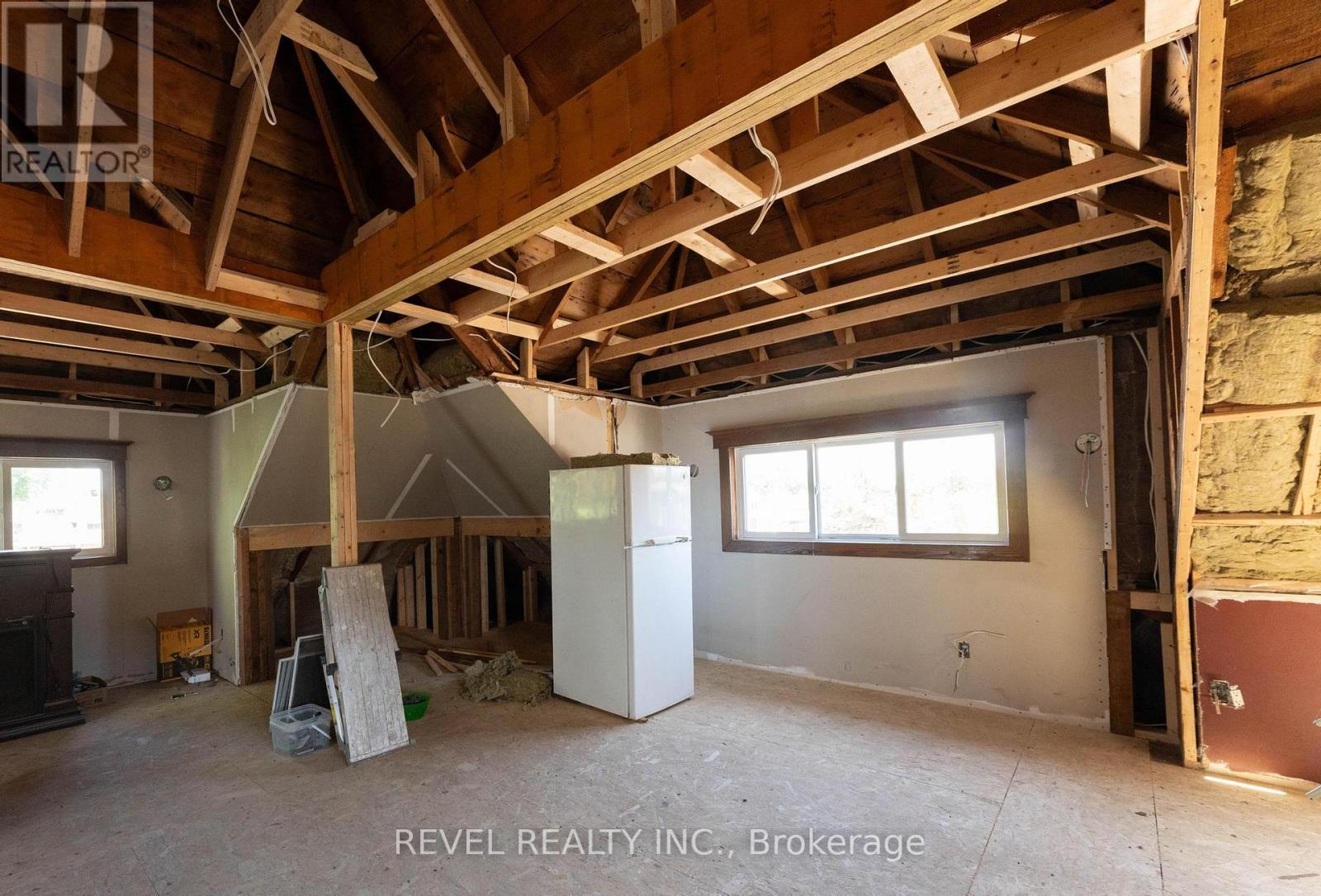 822 Main Street E, Hamilton, Ontario  L8M 1L6 - Photo 31 - X13209002