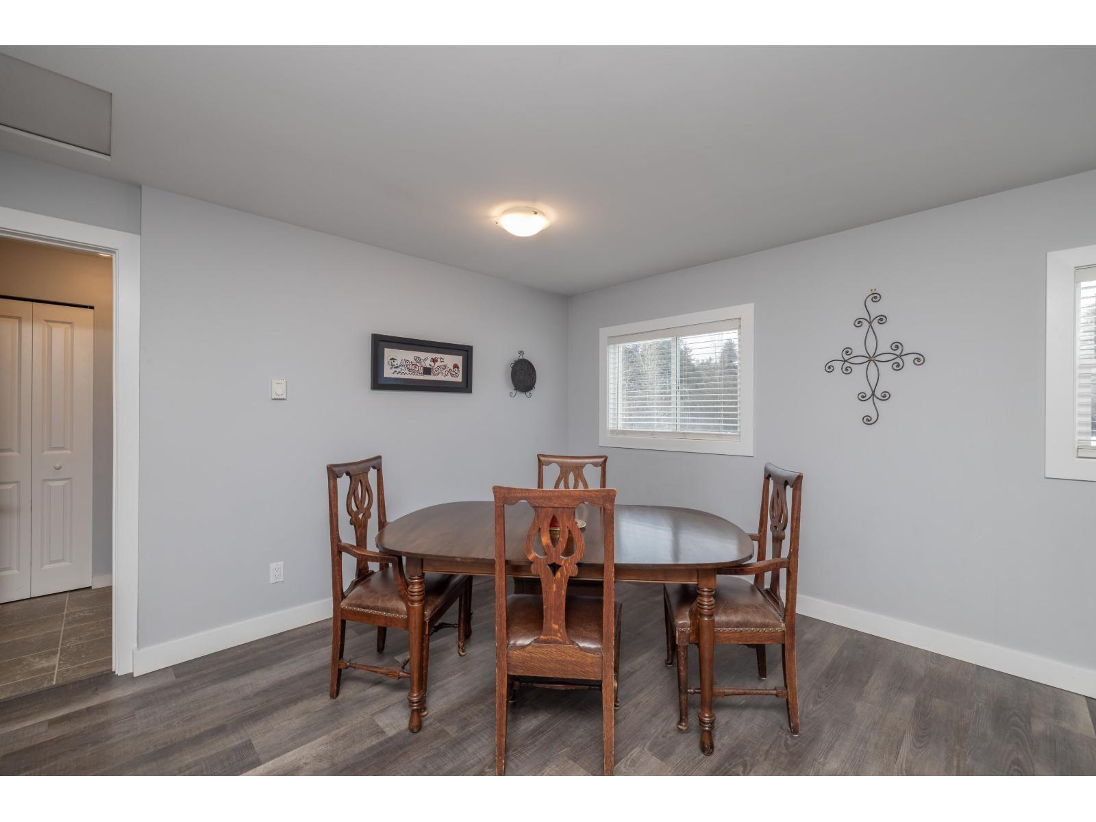 33506 Ihles Avenue, Mission, British Columbia  V2V 6Y1 - Photo 6 - R3129145