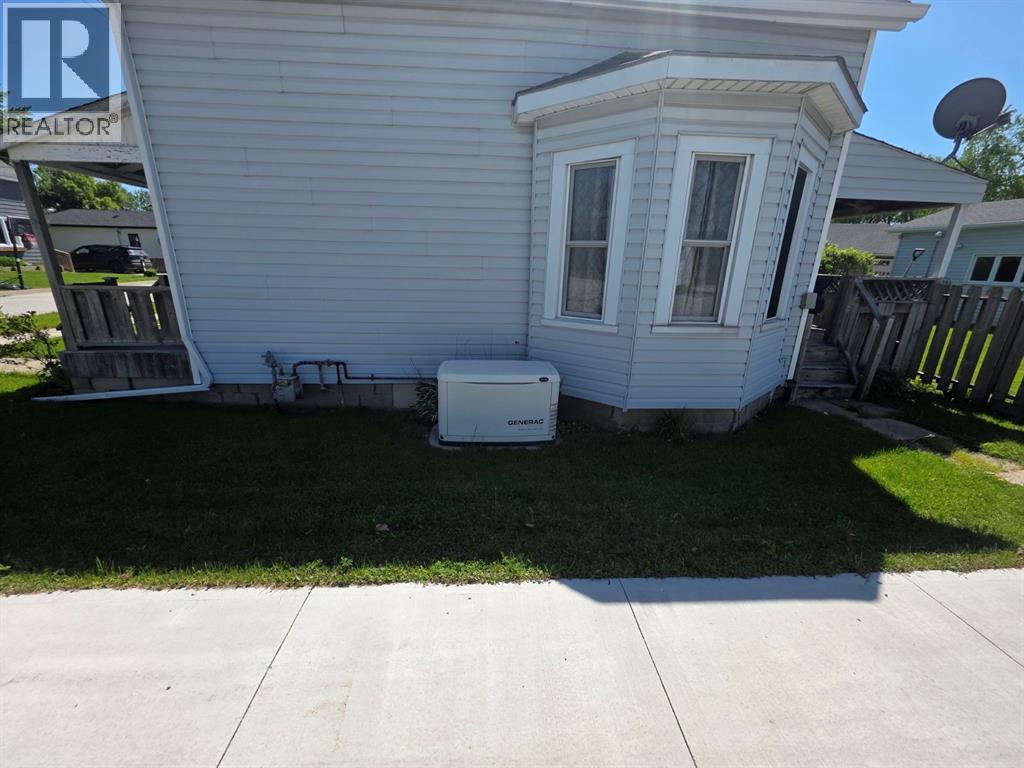 2385 Boswell Sideroad, St Clair, Ontario  N0N 1B0 - Photo 3 - 26012170