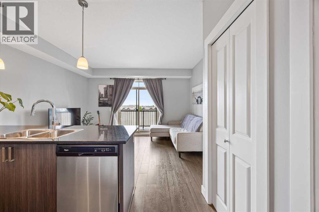 414, 117 Copperpond Common, Calgary, Alberta  T2Z 5E2 - Photo 4 - A2314475