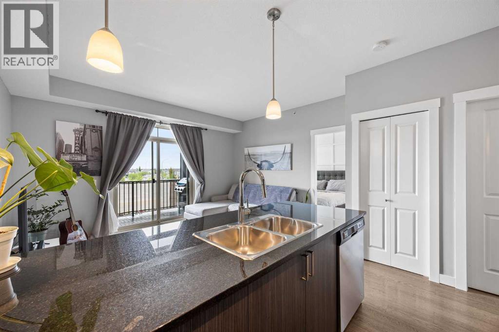 414, 117 Copperpond Common, Calgary, Alberta  T2Z 5E2 - Photo 6 - A2314475