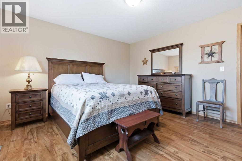 4318 60 Avenue, Innisfail, Alberta  T4G 1L2 - Photo 16 - A2315524