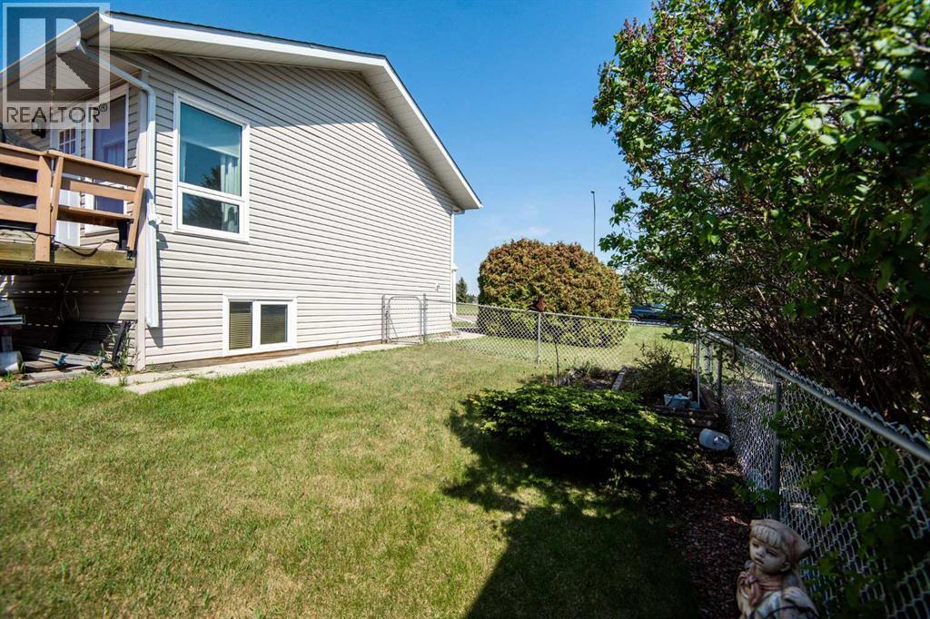 4318 60 Avenue, Innisfail, Alberta  T4G 1L2 - Photo 42 - A2315524
