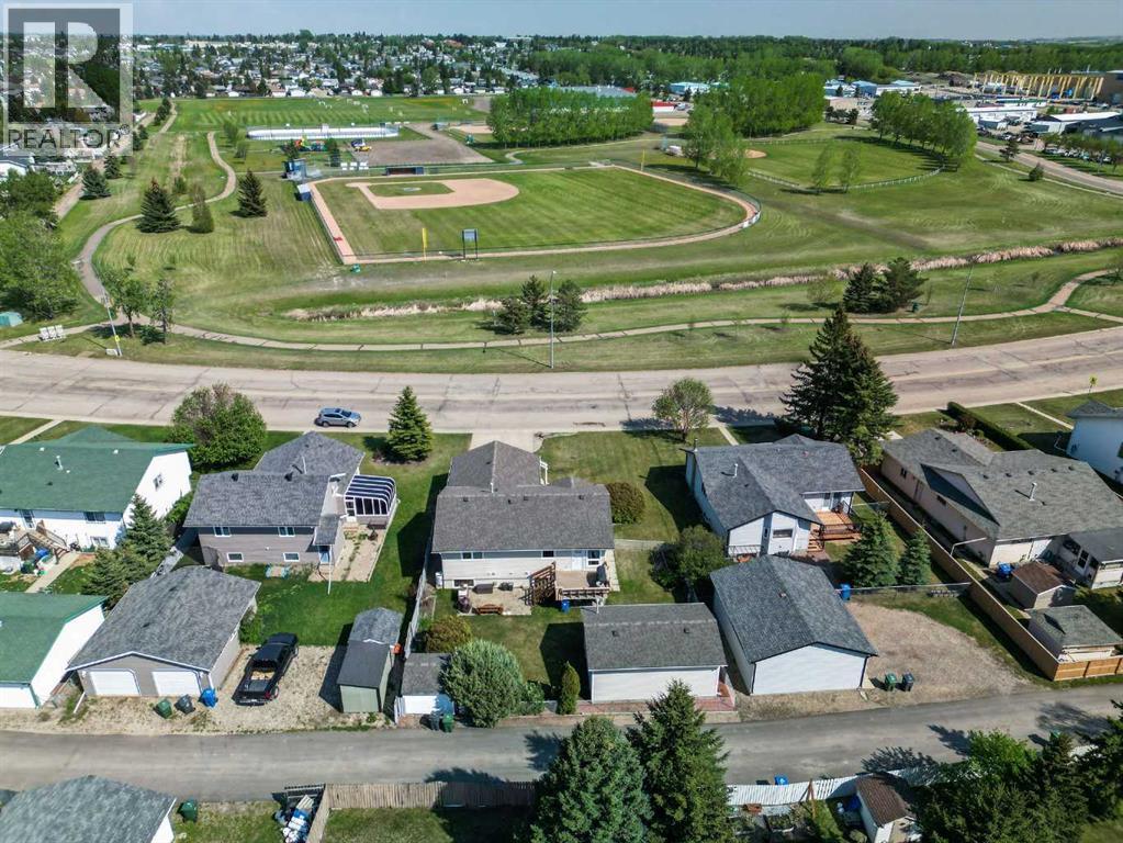 4318 60 Avenue, Innisfail, Alberta  T4G 1L2 - Photo 43 - A2315524