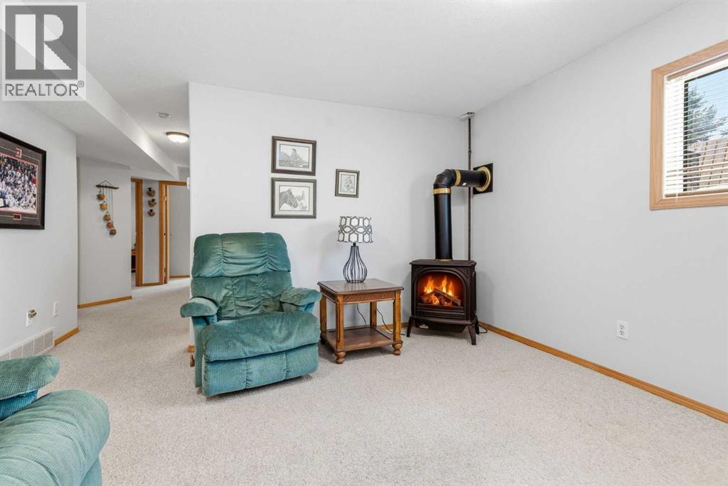 4318 60 Avenue, Innisfail, Alberta  T4G 1L2 - Photo 30 - A2315524