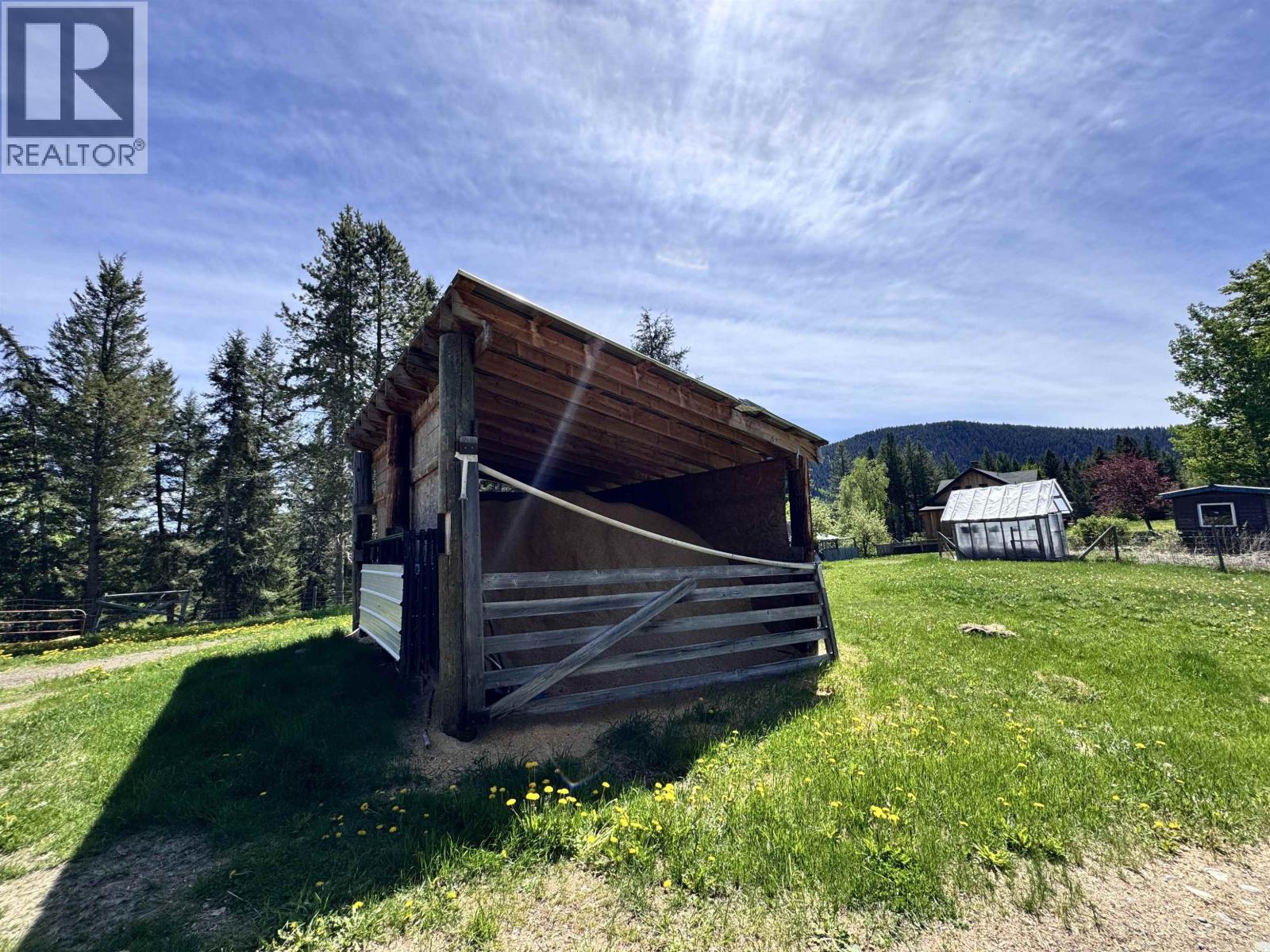 4485 Trip Road, 100 Mile House, British Columbia  V0K 1M0 - Photo 26 - R3129254