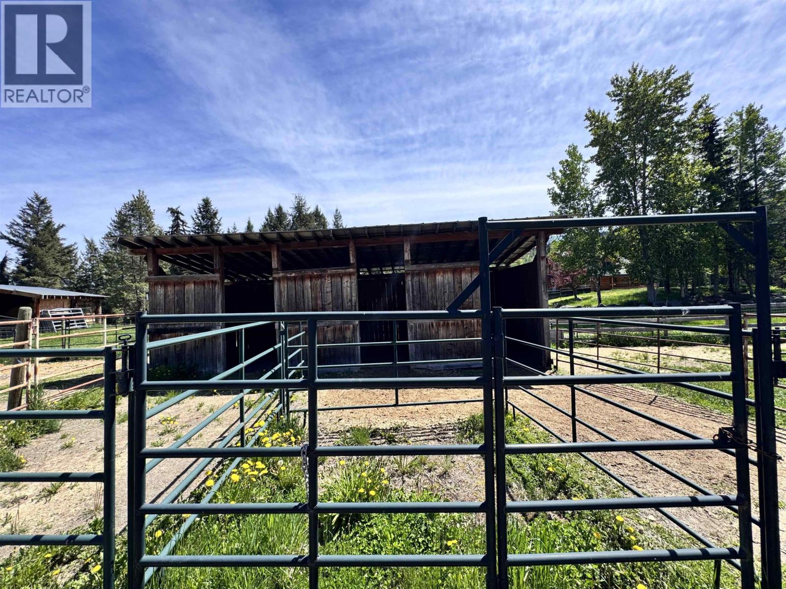 4485 Trip Road, 100 Mile House, British Columbia  V0K 1M0 - Photo 37 - R3129254
