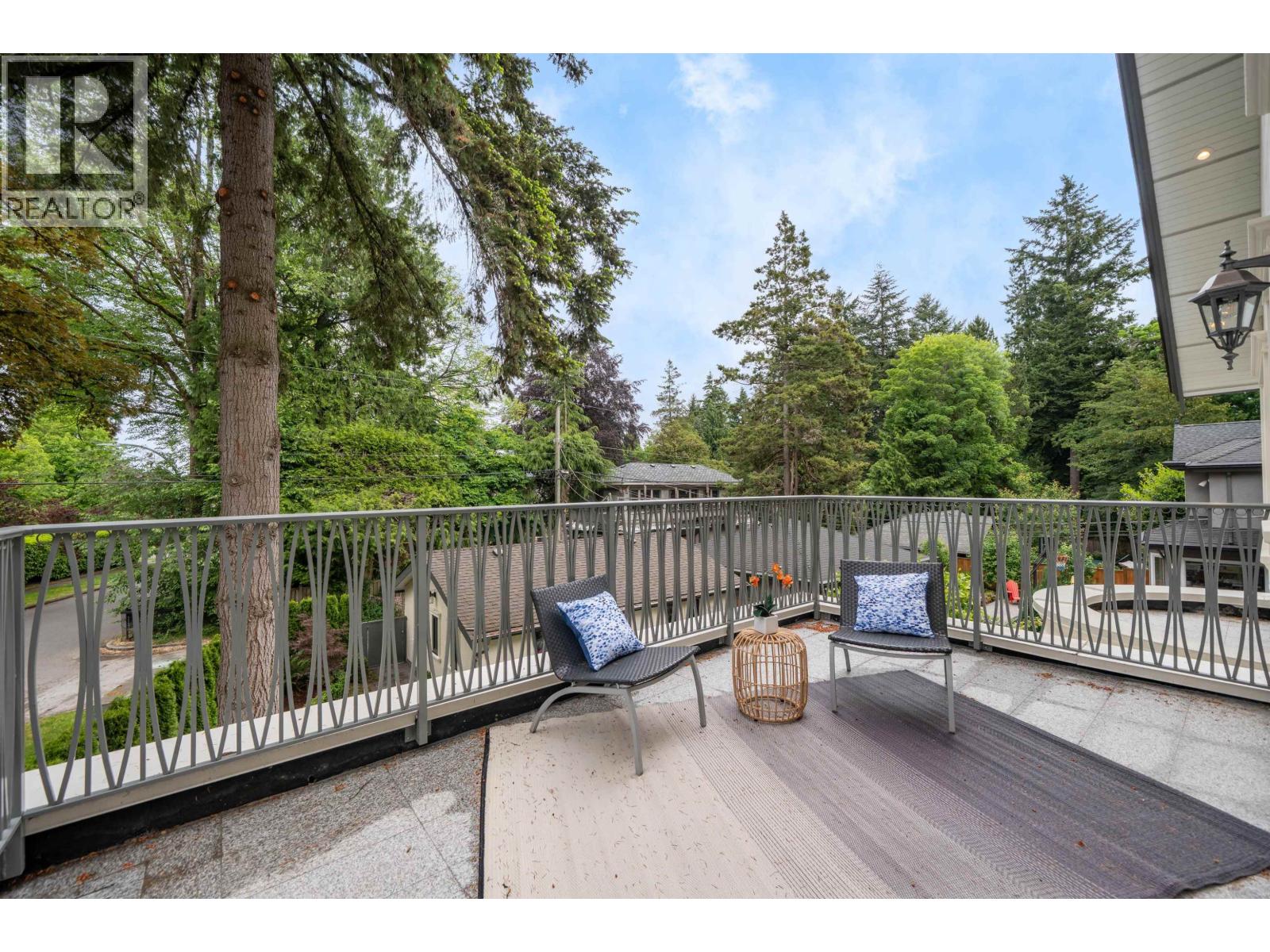 Listing Picture 23 of 40 : 5188 YEW STREET, Vancouver / 溫哥華 - 魯藝地產 Yvonne Lu Group - MLS Medallion Club Member