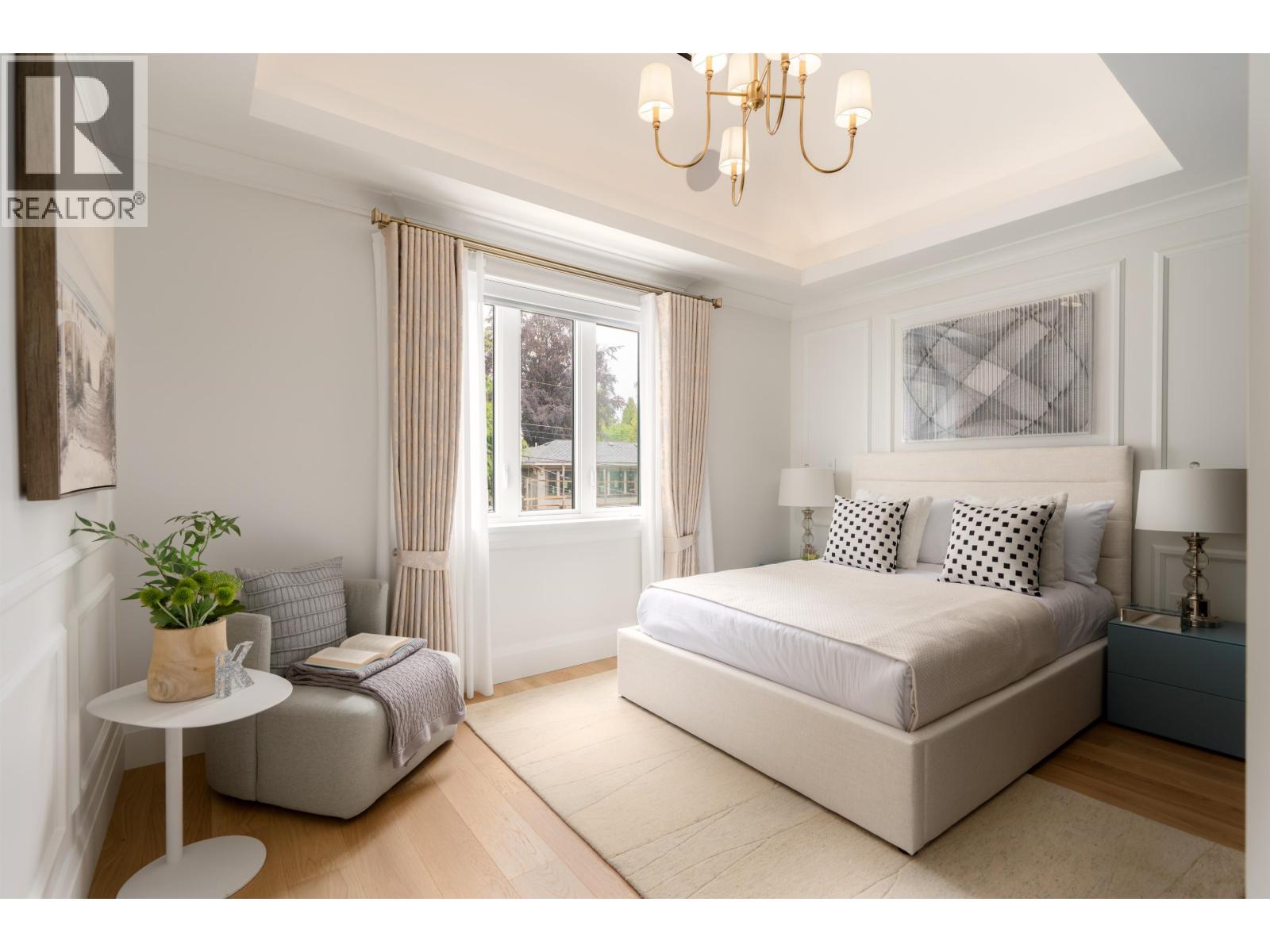 Listing Picture 21 of 40 : 5188 YEW STREET, Vancouver / 溫哥華 - 魯藝地產 Yvonne Lu Group - MLS Medallion Club Member
