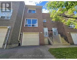 174 RUSTY CRESTWAY, Toronto, Ontario
