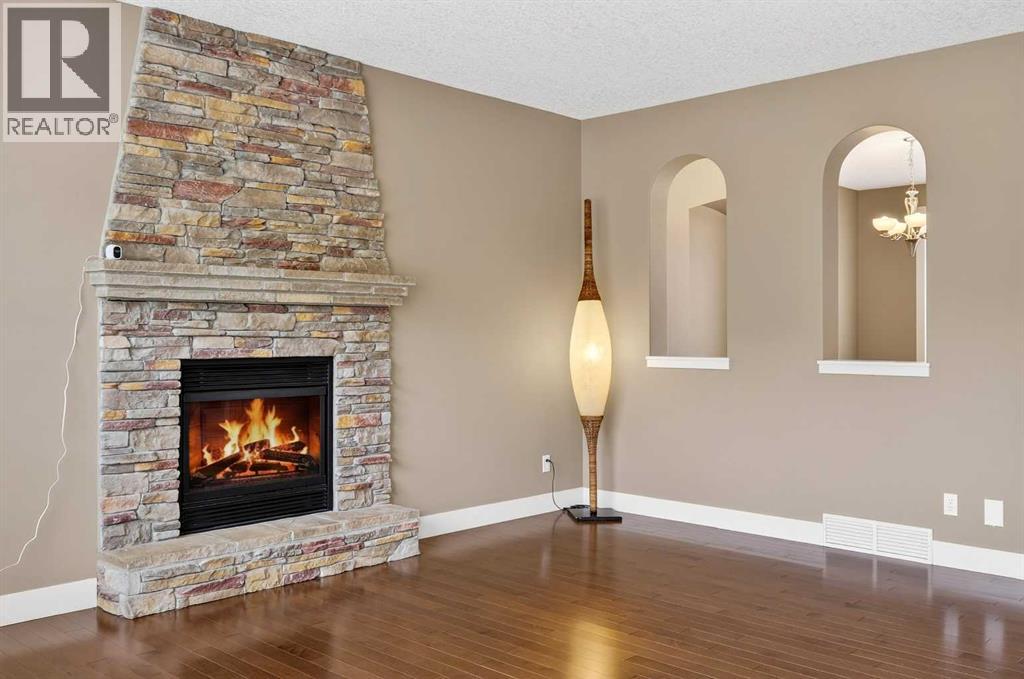 337 Discovery Ridge Boulevard Sw, Calgary, Alberta  T3H 5T6 - Photo 12 - A2314942