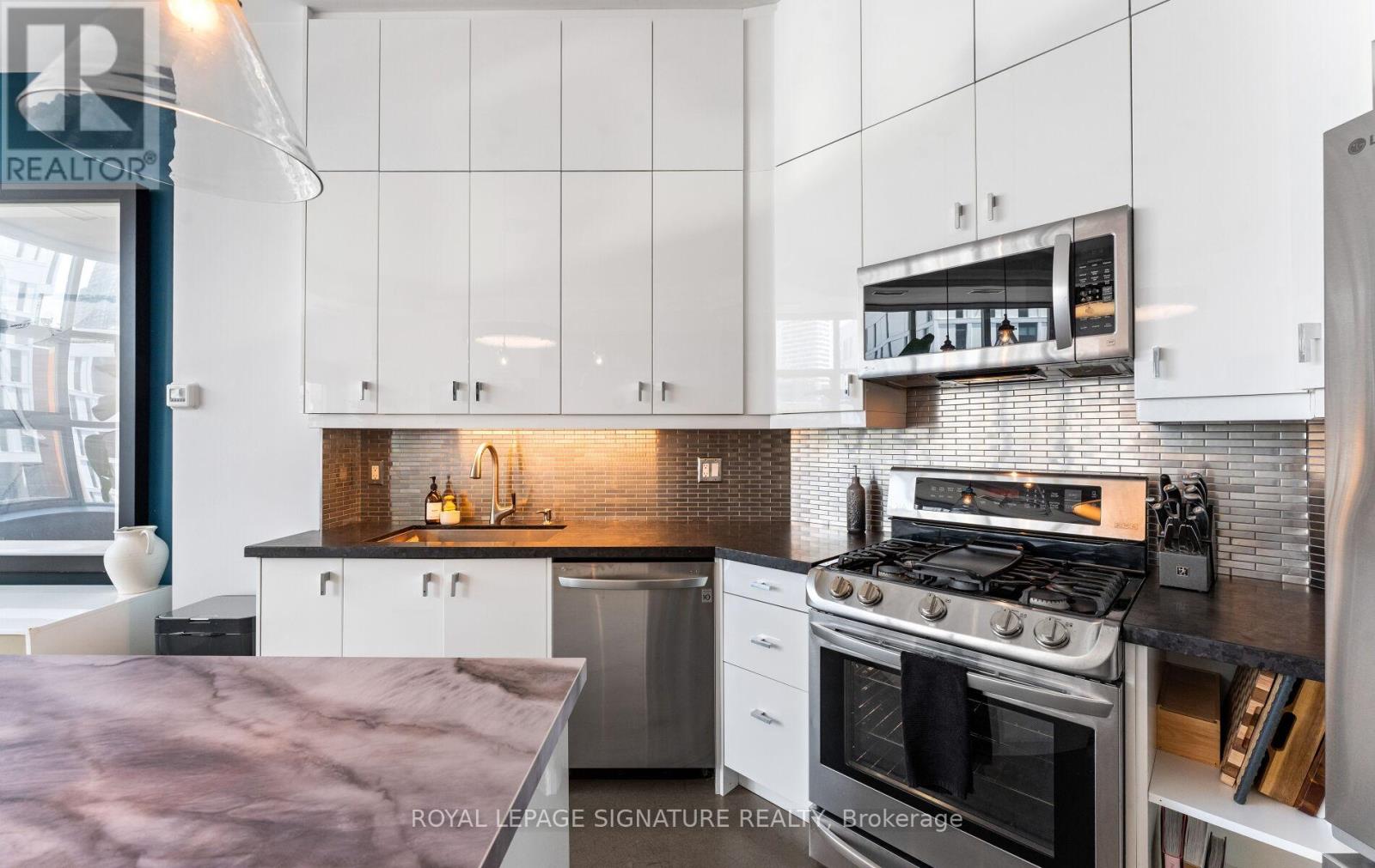 608 - 155 Dalhousie Street, Toronto, Ontario  M5B 2P7 - Photo 16 - C13209070
