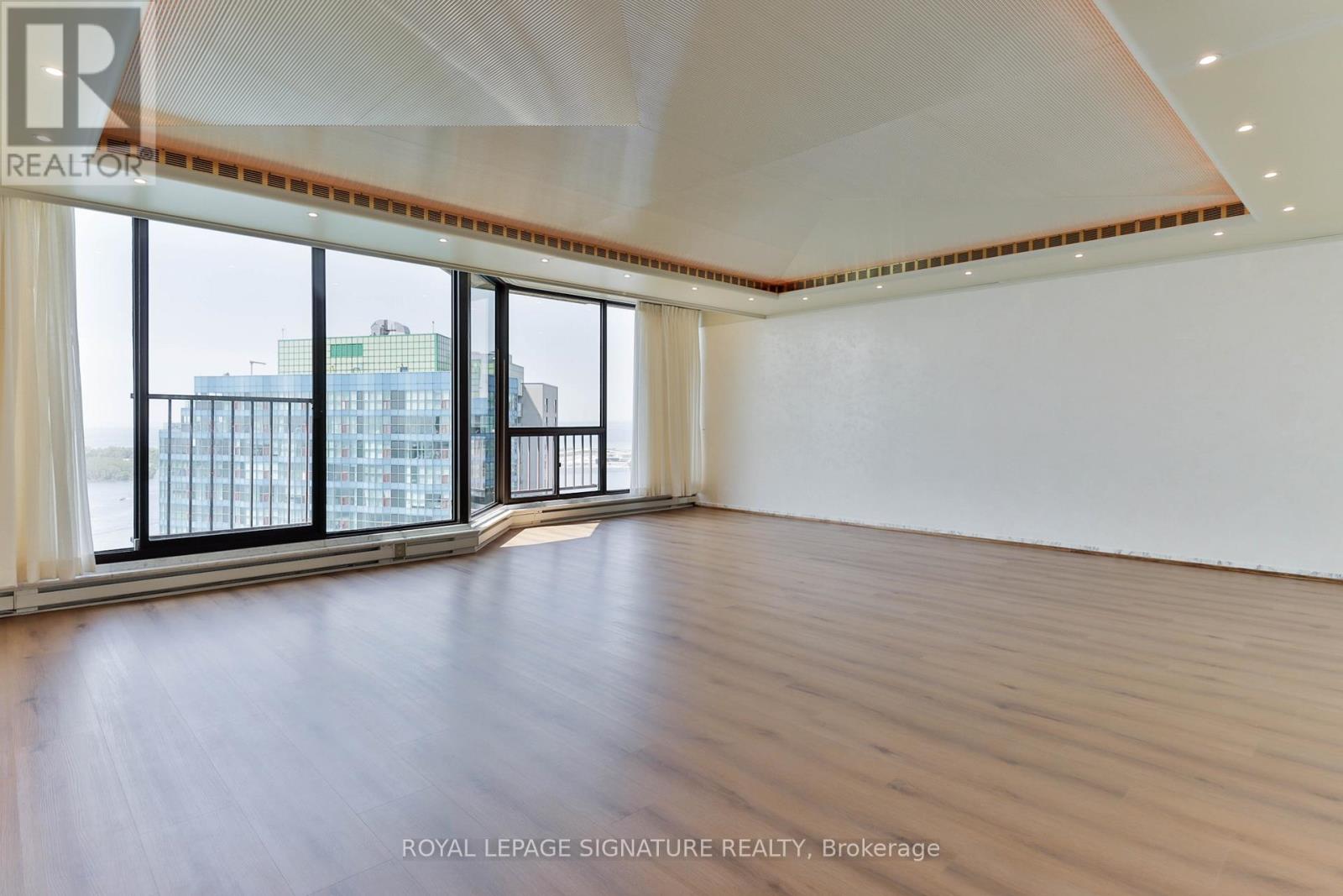 Ph10 - 55 Harbour Square, Toronto, Ontario  M5J 2L1 - Photo 16 - C13209126