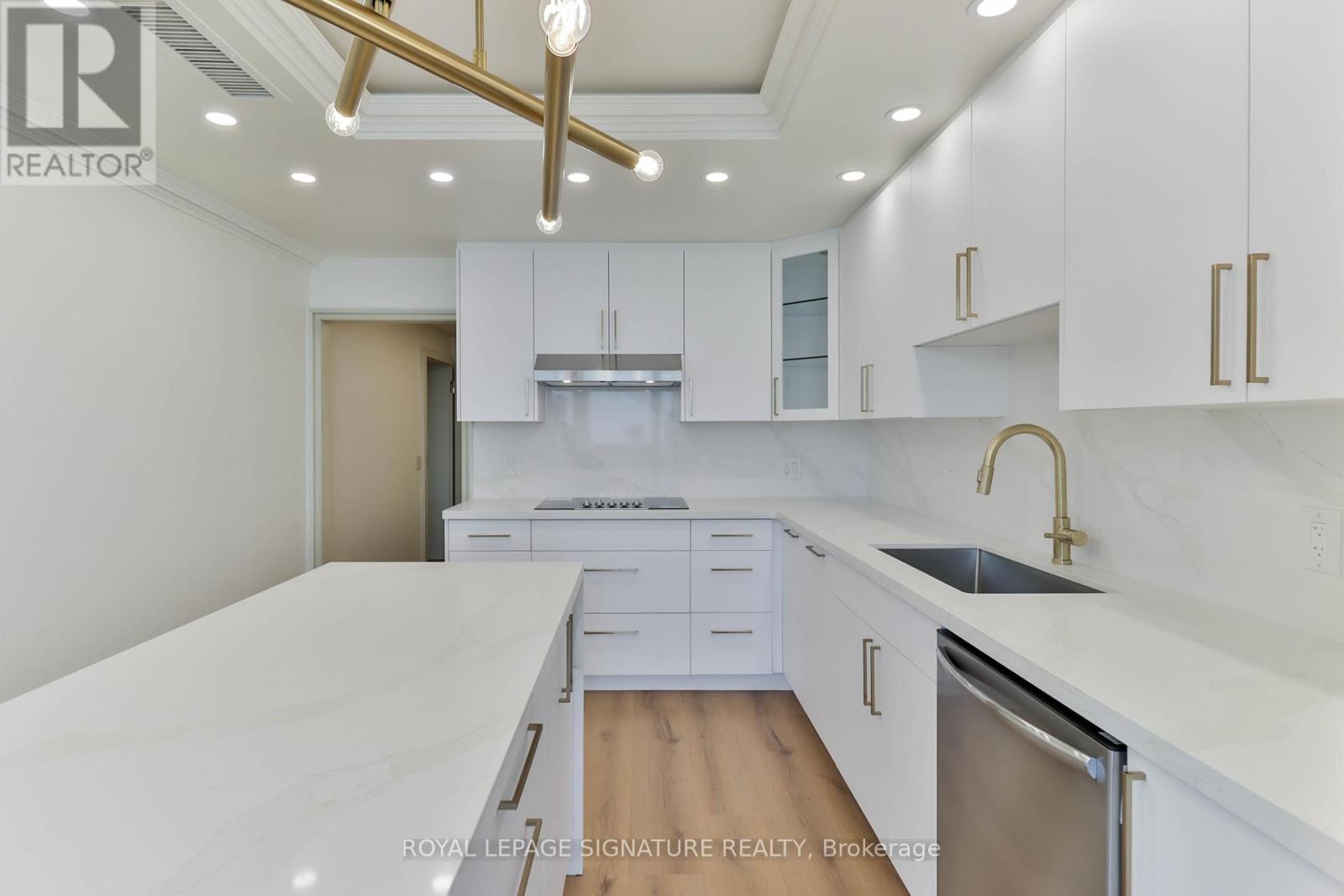 Ph10 - 55 Harbour Square, Toronto, Ontario  M5J 2L1 - Photo 8 - C13209126