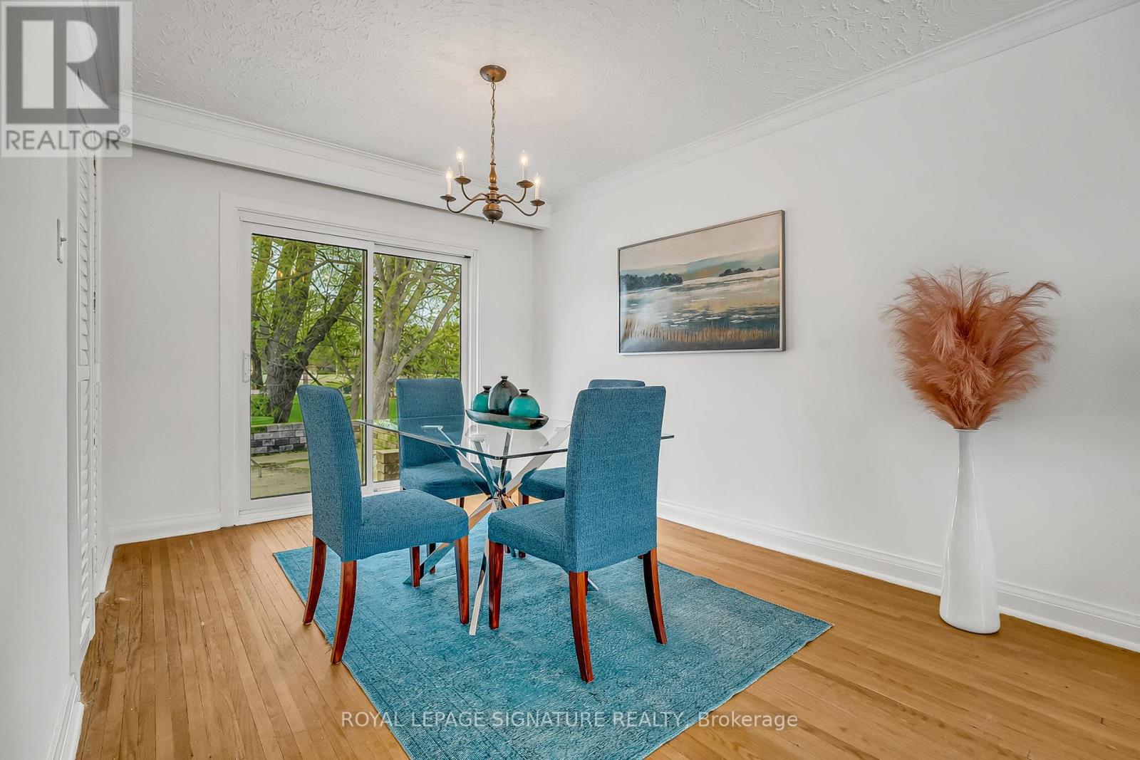96 Elvaston Drive, Toronto, Ontario  M4A 1N6 - Photo 10 - C13209230