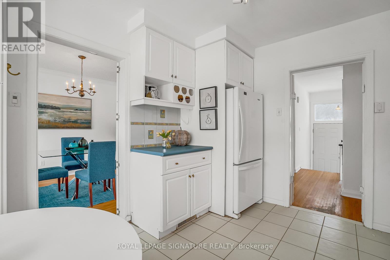 96 Elvaston Drive, Toronto, Ontario  M4A 1N6 - Photo 14 - C13209230