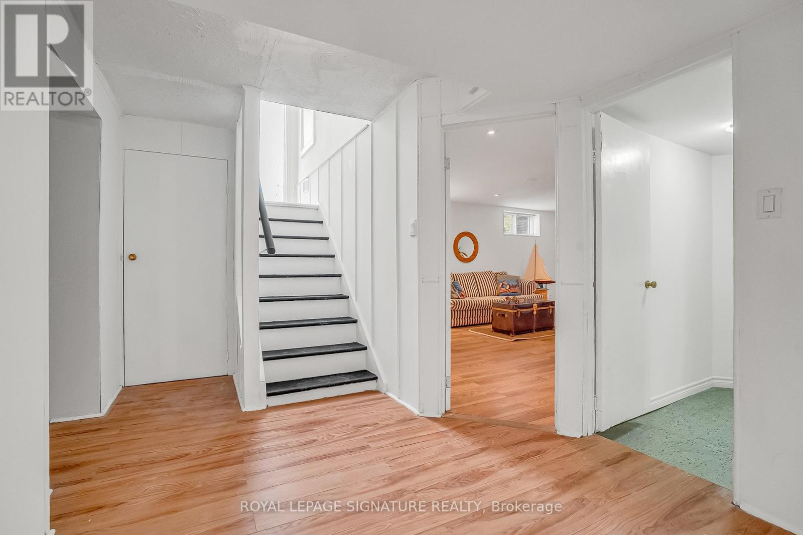 96 Elvaston Drive, Toronto, Ontario  M4A 1N6 - Photo 31 - C13209230
