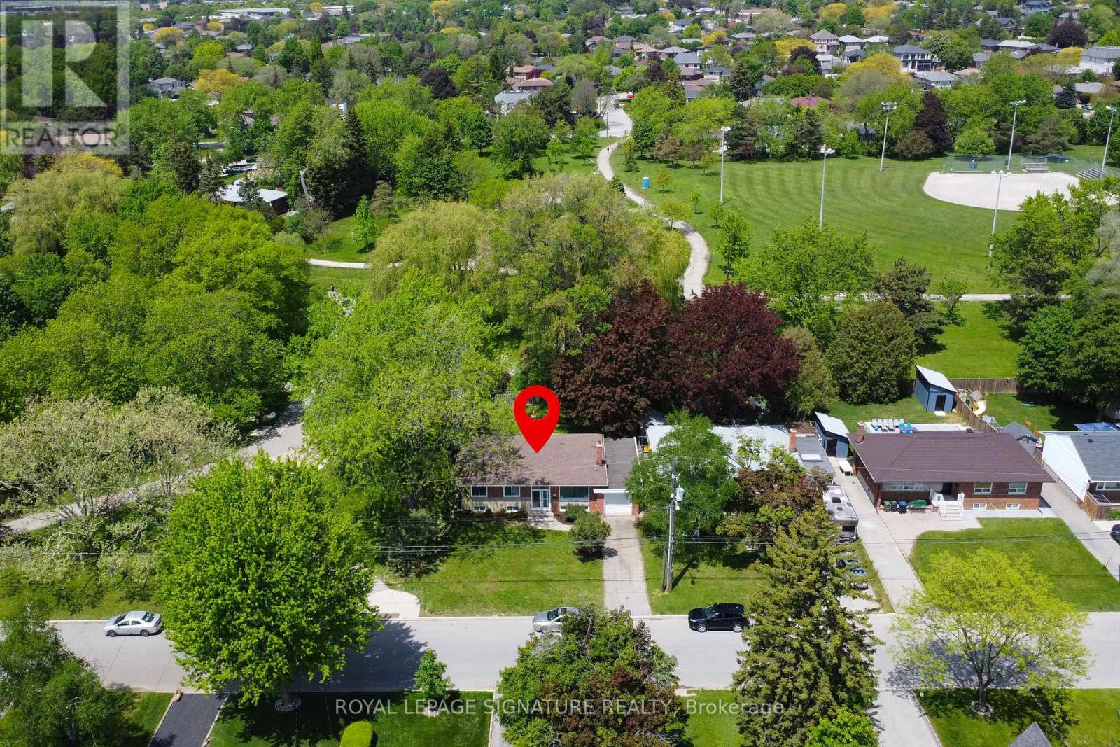 96 Elvaston Drive, Toronto, Ontario  M4A 1N6 - Photo 47 - C13209230
