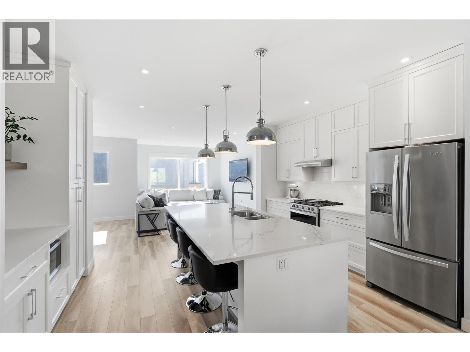 122 River Gate Drive, Kamloops, British Columbia  V2H 0E4 - Photo 19 - 10389239