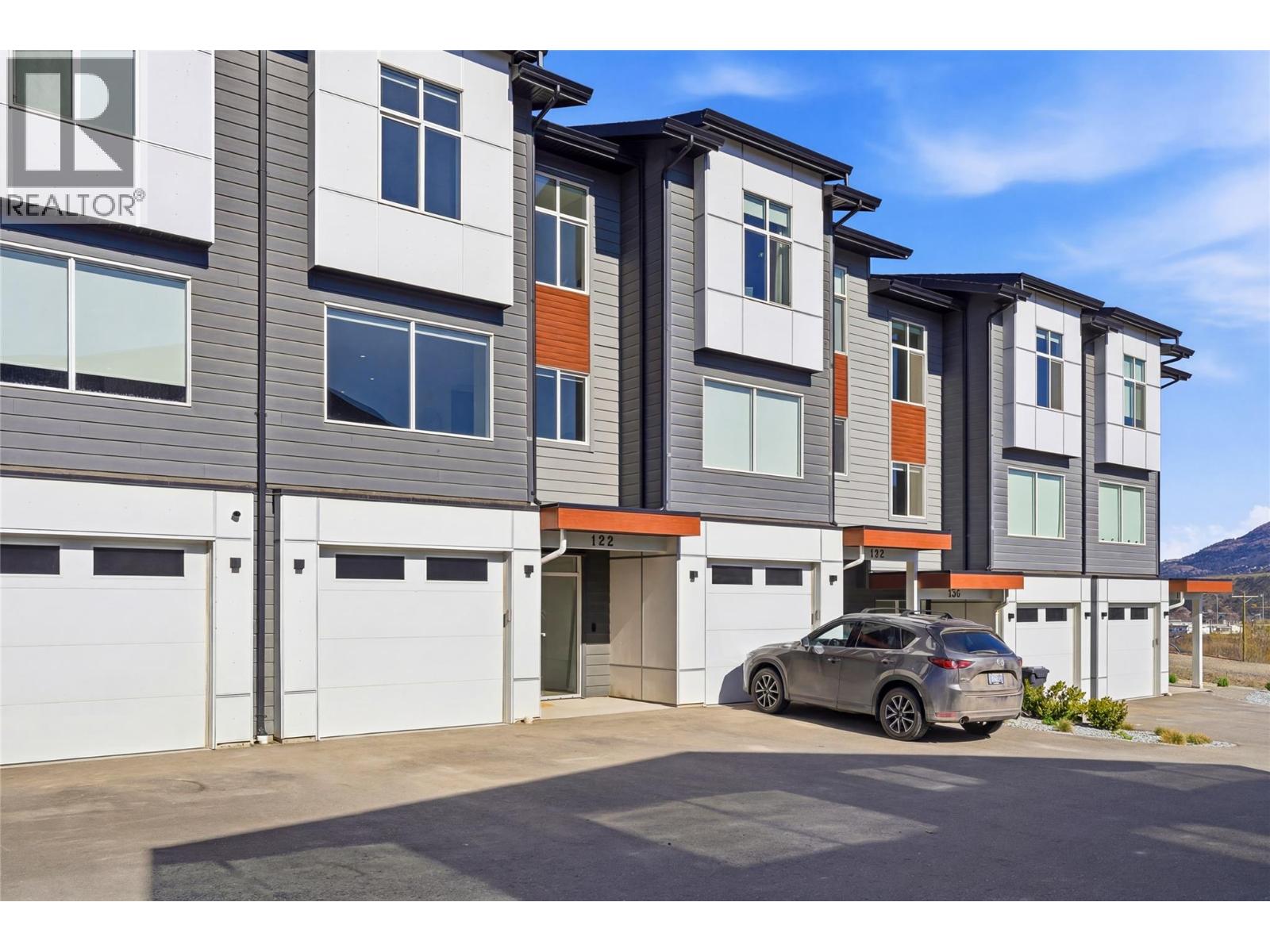 122 River Gate Drive, Kamloops, British Columbia  V2H 0E4 - Photo 3 - 10389239