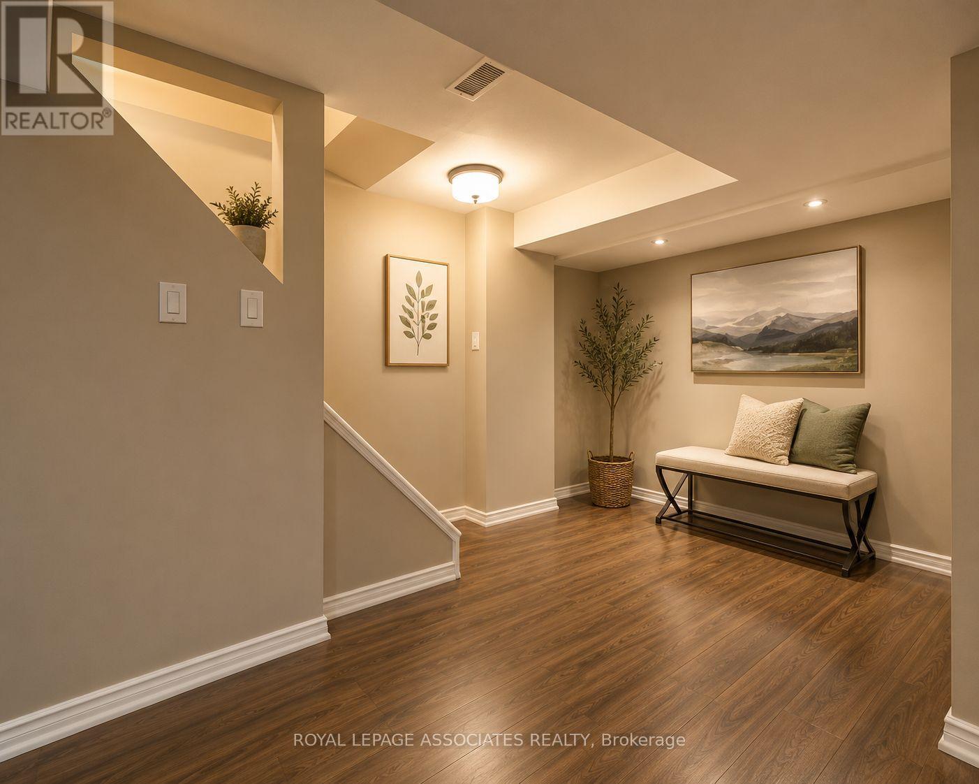 28 Shorten Place, Ajax, Ontario  L1T 0E9 - Photo 16 - E13209066
