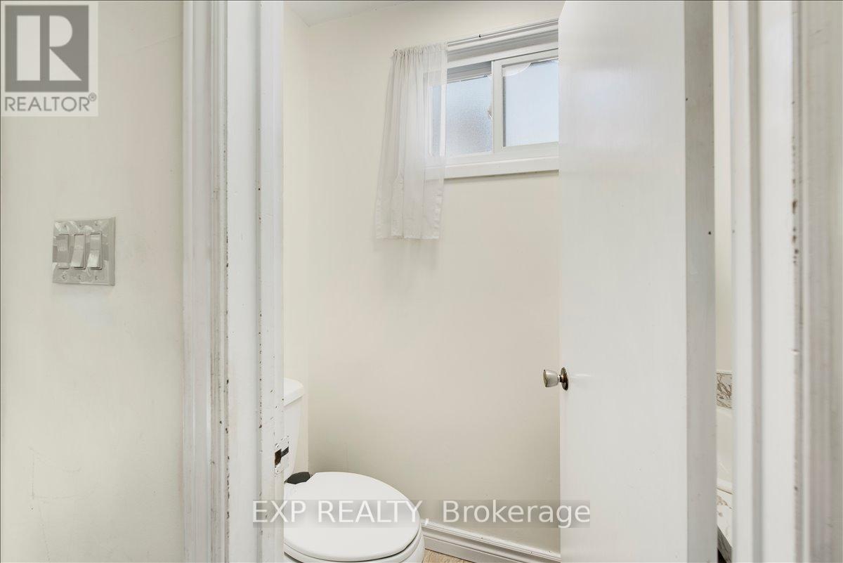 376 Surrey Drive, Oshawa (Eastdale), Ontario  L1G 6H1 - Photo 10 - E13209172