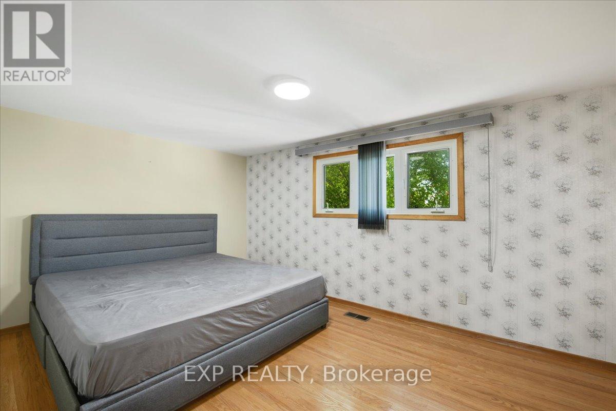 376 Surrey Drive, Oshawa (Eastdale), Ontario  L1G 6H1 - Photo 13 - E13209172