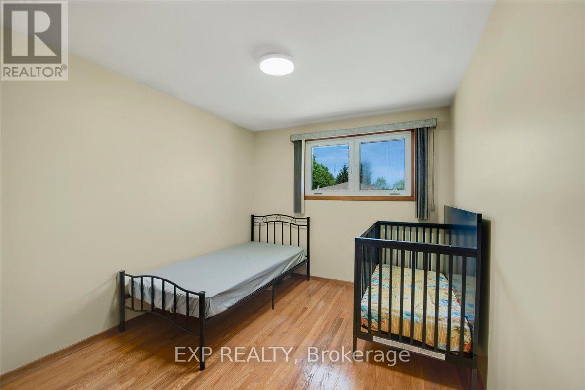376 Surrey Drive, Oshawa (Eastdale), Ontario  L1G 6H1 - Photo 17 - E13209172